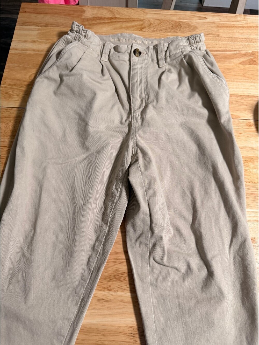 American Eagle Khaki Regular Fit Pants Size 2